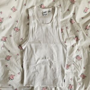 Aritzia TNA Homestretch Crew Tank